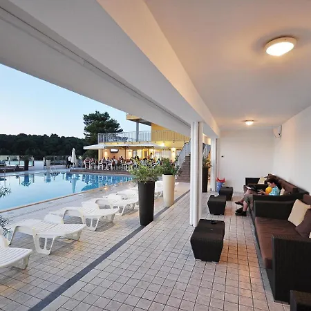Splendid Resort.4 *